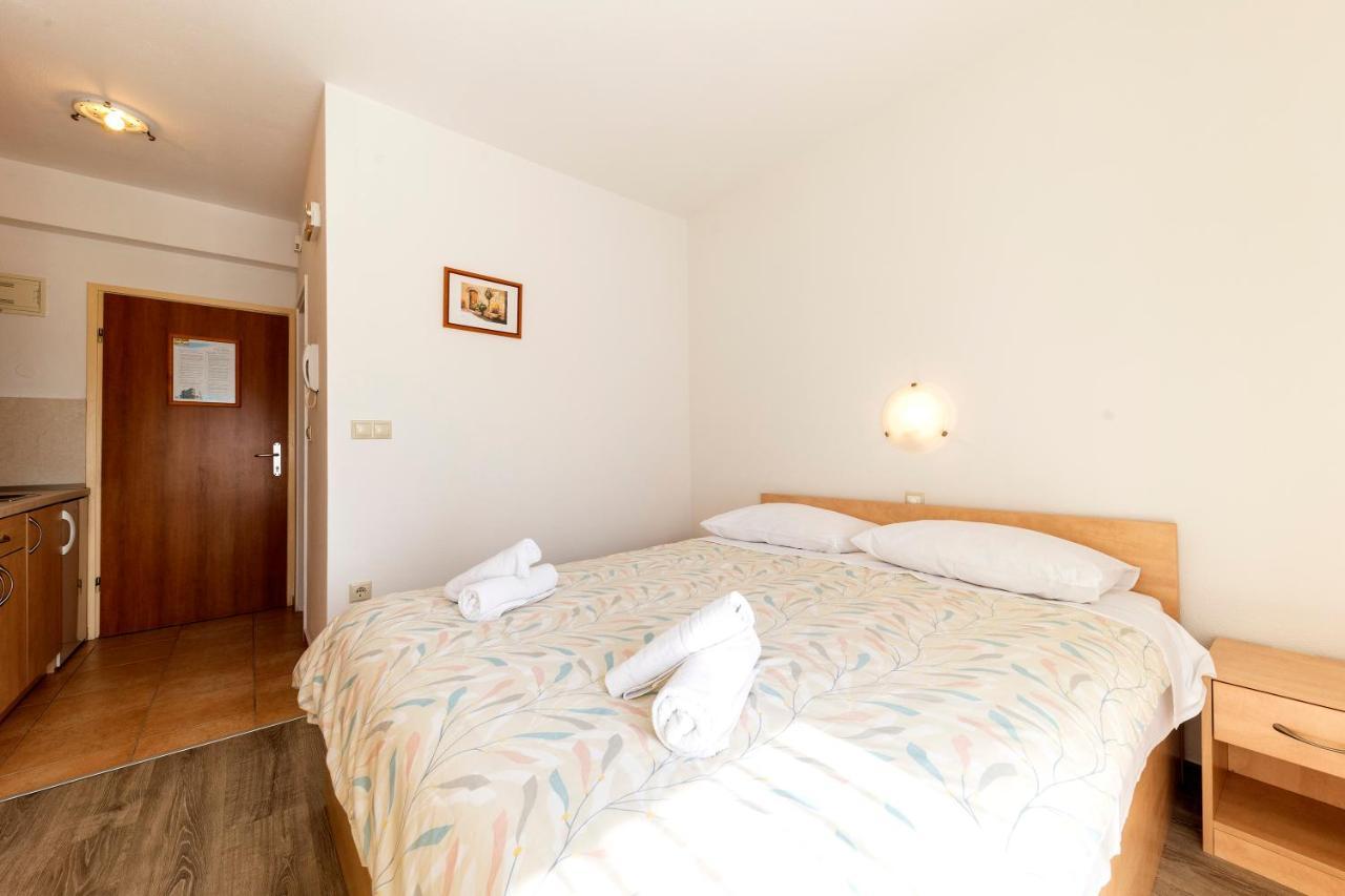 זאדאר Guesthouse Villa Irena מראה חיצוני תמונה