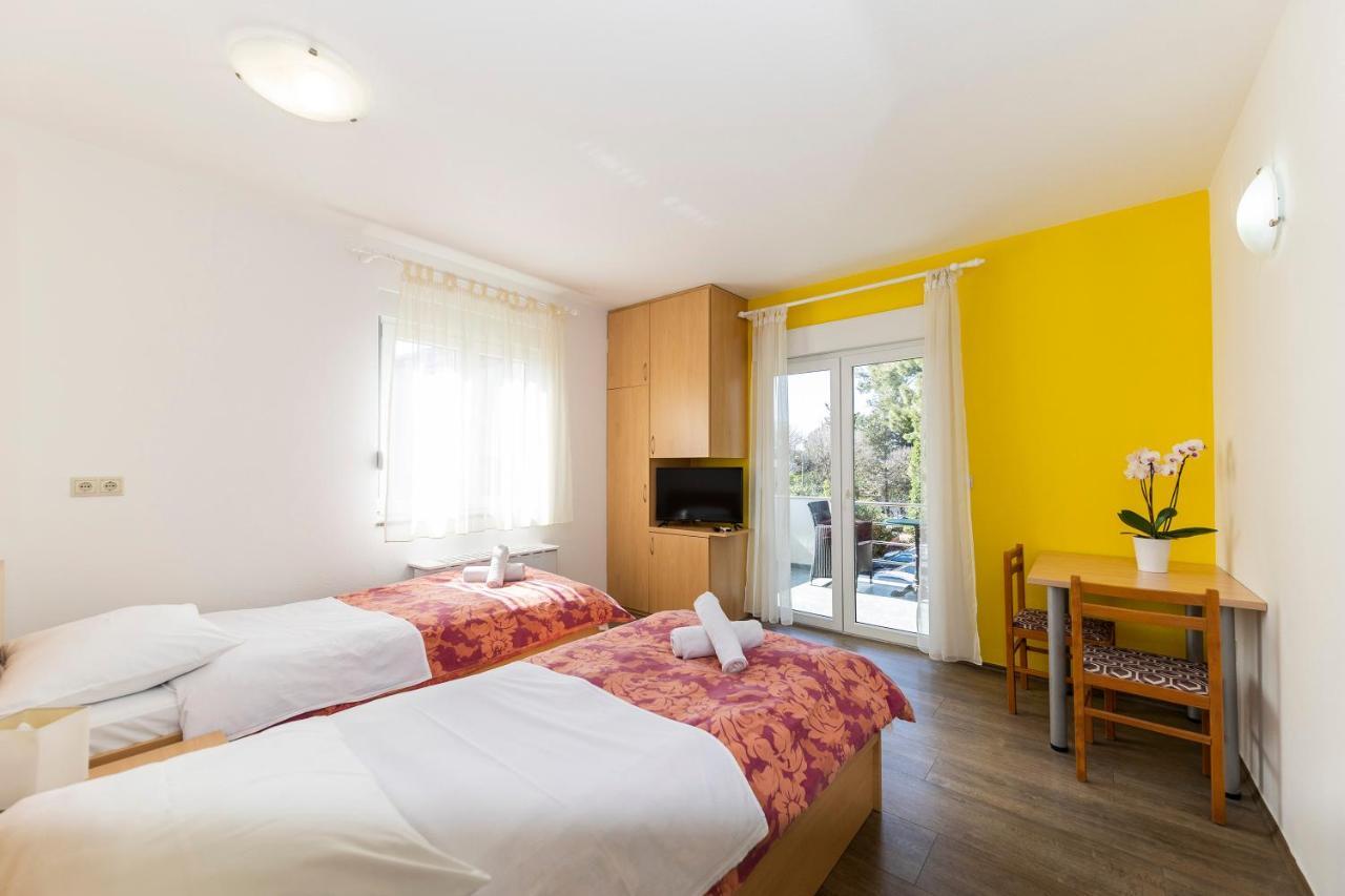 זאדאר Guesthouse Villa Irena מראה חיצוני תמונה