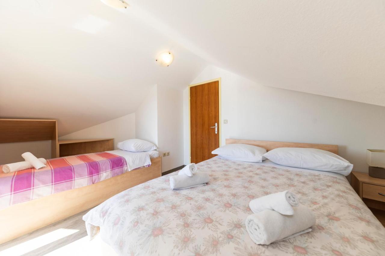 זאדאר Guesthouse Villa Irena מראה חיצוני תמונה