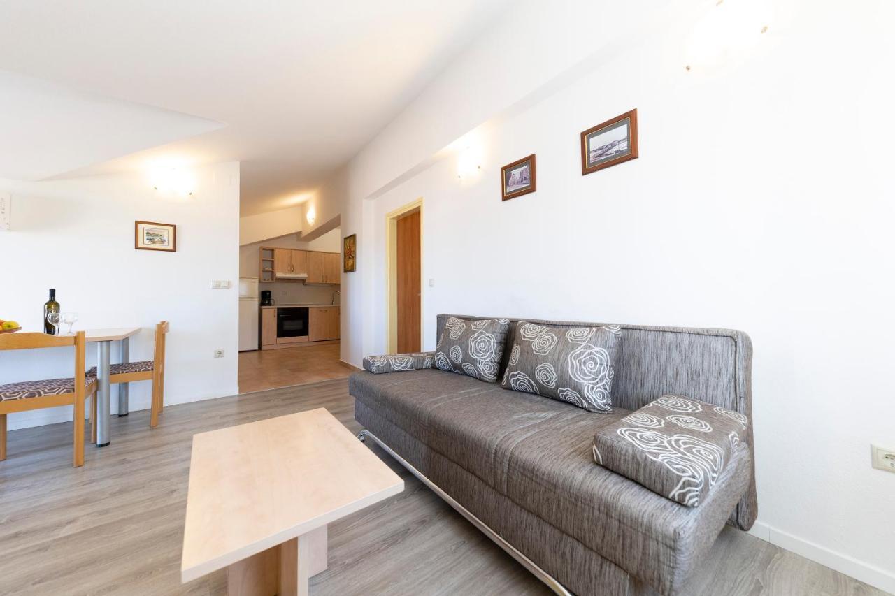 זאדאר Guesthouse Villa Irena מראה חיצוני תמונה