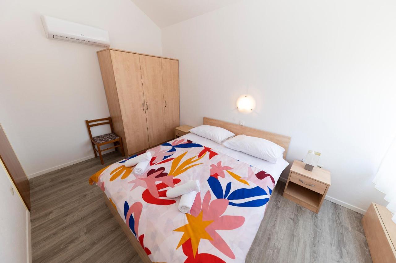 זאדאר Guesthouse Villa Irena מראה חיצוני תמונה
