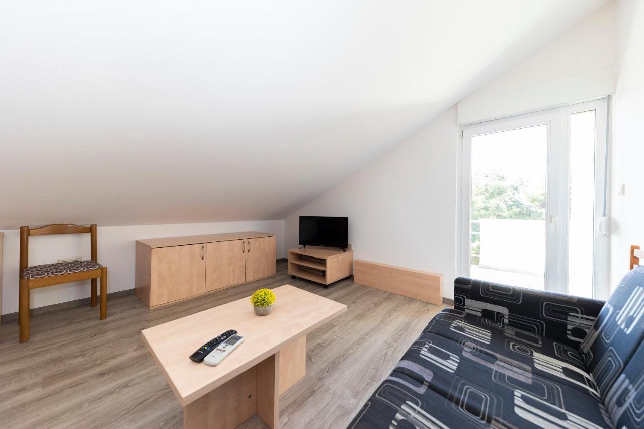 זאדאר Guesthouse Villa Irena מראה חיצוני תמונה