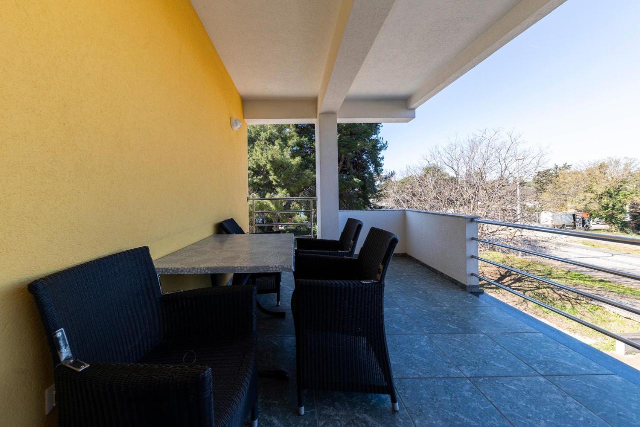 זאדאר Guesthouse Villa Irena מראה חיצוני תמונה